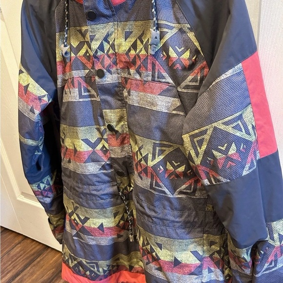 Burton Snowboarding Jacket - Picture 7 of 12